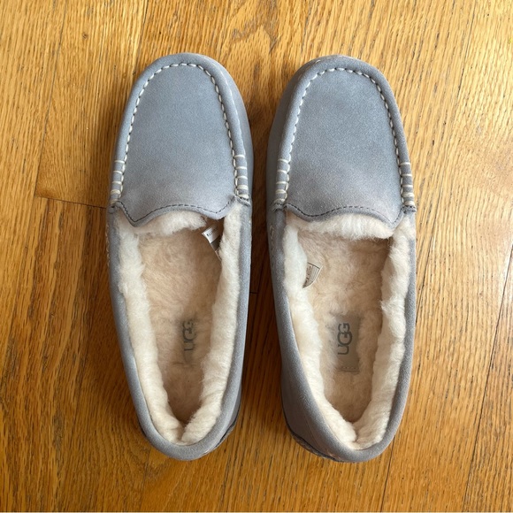 UGG Ansley suede light grey moccasin style loafers - Picture 2 of 8